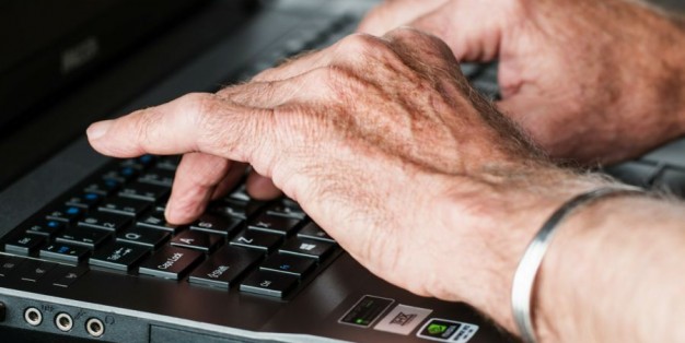 Escrever no teclado do computador