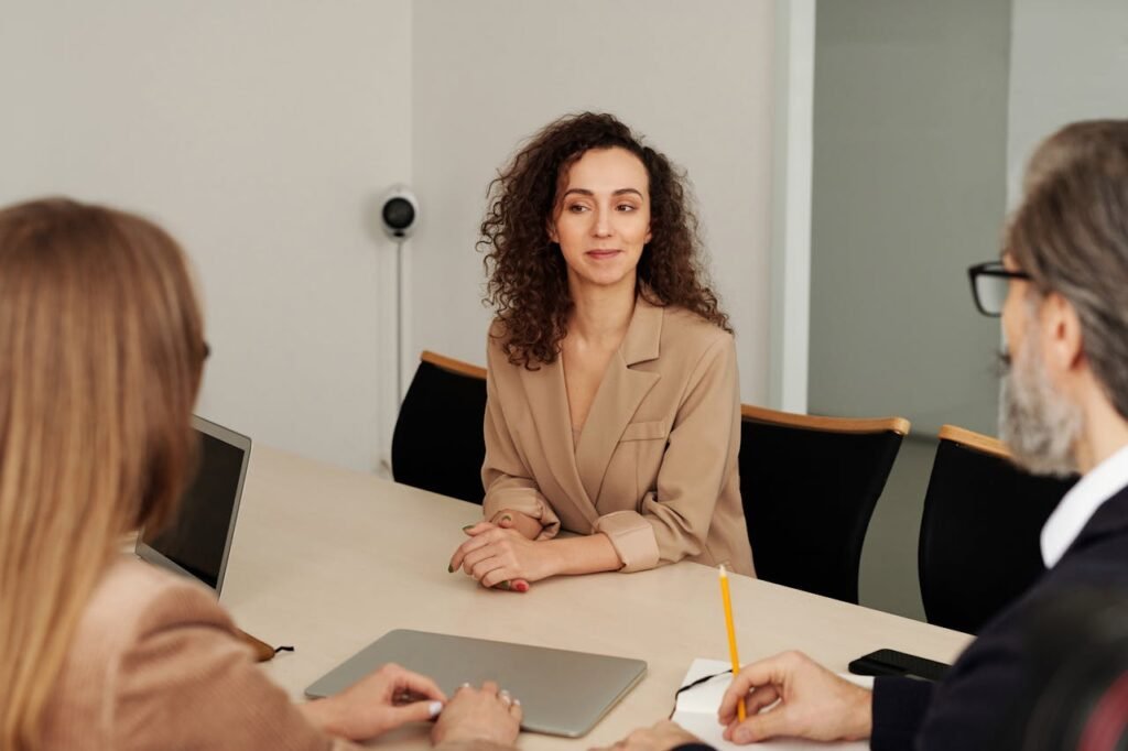 As 10 Perguntas Mais Estranhas em Entrevistas de Emprego e Como Responder